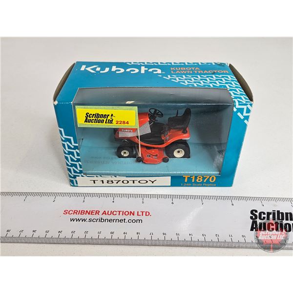 Kubota Lawn Tractor : T1870 (Scale 1:24) (Box Measures : 3-1/2"H x 6"W x 3-1/2"D)