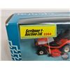 Image 9 : Kubota Lawn Tractor : T1870 (Scale 1:24) (Box Measures : 3-1/2"H x 6"W x 3-1/2"D)