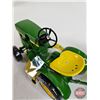 Image 9 : John Deere Model 110 Lawn & Garden Tractor : Precision #1 (ERTL) (Scale 1:16) (Box Measures : 5"H x 