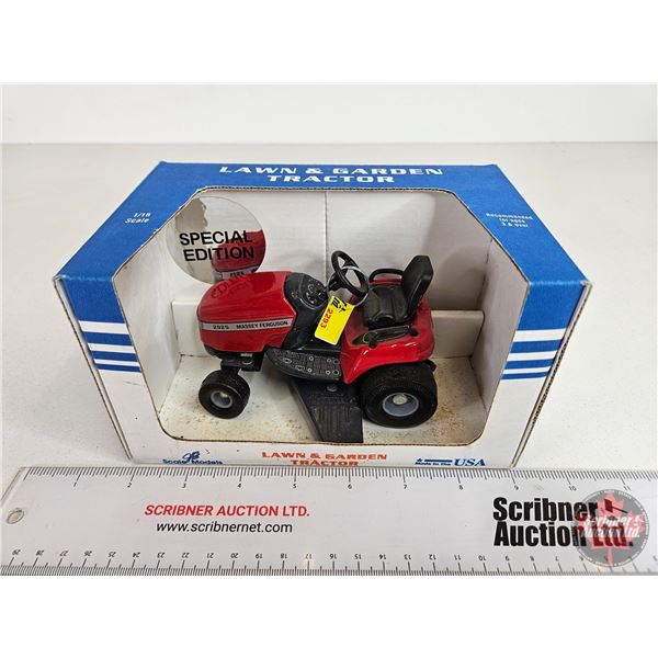 Massey Ferguson Lawn & Garden Tractor (ERTL) (Scale 1:16) (Box Measures : 4-1/4"H x 7-1/4"W x 4-1/2"