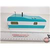 Image 5 : Rail King By M.T.H. Electric Trains : Mobile Home (Turquoise & White) ("O" Scale) (Box Measures : 7-