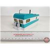 Image 6 : Rail King By M.T.H. Electric Trains : Mobile Home (Turquoise & White) ("O" Scale) (Box Measures : 7-