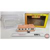 Image 1 : Rail King By M.T.H. Electric Trains : Mobile Home (Salmon & White) ("O" Scale) (Box Measures : 7-1/4