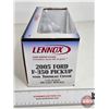 Image 4 : Lennox 2005 Ford F-350 Pickup w/ Tonneau Cover (Scale 1:25) (Box Measures : 6"H x 12-1/2"W 5-1/4"D)