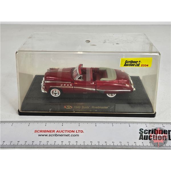 Model Car : 1949 Buick Roadmaster (In Case) (Scale 1:43) (Case Measures : 4-1/4"H 8-3/4"W x 3-3/4"D)