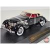 Image 3 : Model Car : 1937 Cord 812 Supercharged (In Case) (Scale 1:43) (Case Measures : 4-1/4"H x 8-3/4"W x 3