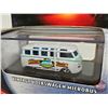 Image 5 : Hot Wheels (2) : Limited Edition - Vintage Volkswagen Microbus (Collector No. 06 2002) - Vintage Vol