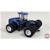 Image 7 : New Holland Tractors (2) : Tripples (1) Farm Progress Show 2001 (Scale 1:64)