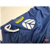 Image 6 : New Holland Apparel w/ Metal Case - T-Shirt (XL) - Windbreaker (L) - Windbreaker (M) - Polo Shirt (2