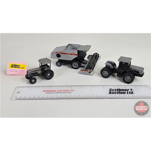 White/Gleaner Trio (Scale 1:64)