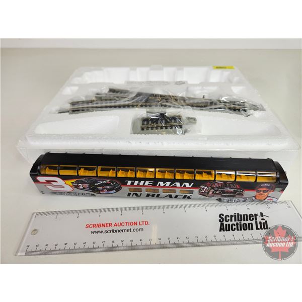 Bachmann "The Man in Black Dome Car" w/ Track : Dale Earnhardt (COA) (Hathwthorne Village) ("HO" Sca