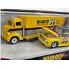 Image 4 : Hot Wheels Moon Equipped Truck Set : Hot Rod Series c/w Display Case (Scale 1:64) (Box Measures : 2-