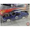 Image 6 : Johnny Lightning (2) :  - The Spoilers '70 Ford Mustang - Classic Gold 1965 Ford Mustang Fast Back (