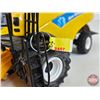 Image 11 : New Holland CR9080 Combine c/w Two Headers (ERTL) (Scale 1:32)