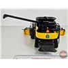 Image 6 : New Holland CR9080 Combine c/w Two Headers (ERTL) (Scale 1:32)