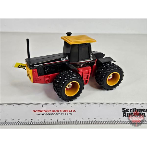 Versatile 836 Tractor : Designation 6 - First Edition w/ Duels (Scale 1:32)
