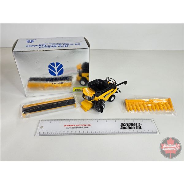 New Holland CR Twin Rotor Combine : 2005 Farm Show Edition (ERTL) (Scale 1:64) (Box Measures : 4"H x