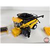 Image 2 : New Holland CR Twin Rotor Combine : 2005 Farm Show Edition (ERTL) (Scale 1:64) (Box Measures : 4"H x