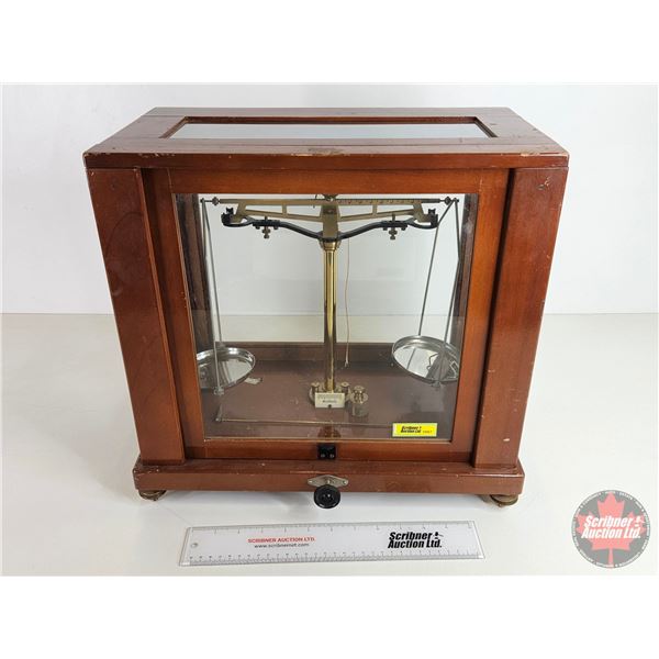 Antique MICROID Apothecary Analytical Balance Scale in Display Case (Wood / Glass) (Case Measures: 1