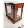 Image 5 : Antique MICROID Apothecary Analytical Balance Scale in Display Case (Wood / Glass) (Case Measures: 1