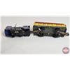 Image 8 : Wind Up Tin Toy Trains : 2 Engines & 2 Cars