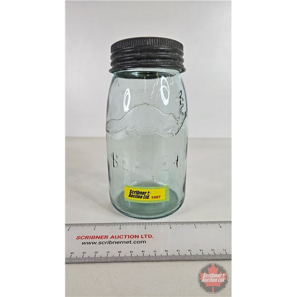 Beaver Jar (Aqua) (Bottom Embossed "3") (7-1/4"H)