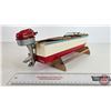 Image 4 : 1950's Wooden Toy Boat with Working Outboard Motor (Batt Op) (Consignor Note : Motor works on its ow