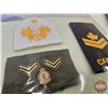 Image 10 : Canadian Militaria Collector Group : Incl.  - Rank Insignias - Badges - Magazine Ads