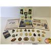 Image 1 : Canadian Militaria Collector Group : Incl.  - Rank Insignias - Badges - Magazine Ads