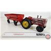 Image 1 : Massey Harris : Tractor / Wagon "Lincoln" "Canada" (Scale 1:16)