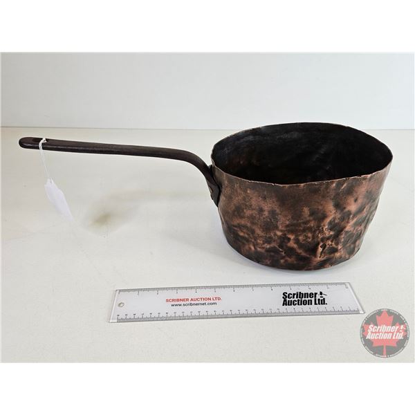 Antique Copper Trading Pot (6"H x 9"Dia Bottom)