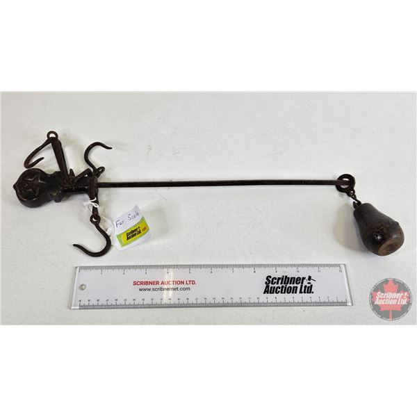 Antique Scale : Farm / Meat / Trapper (17"L)