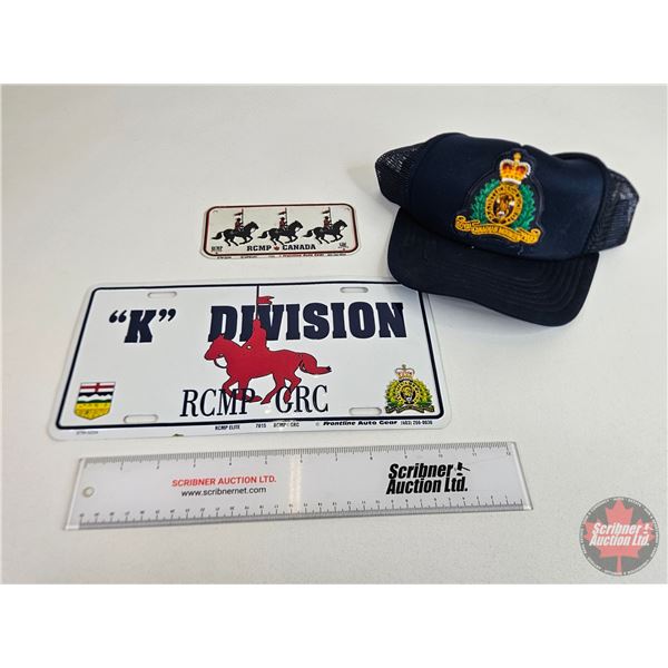 Coleman Gas Iron Model 4-A (Black) c/w Brass Pump (Iron Measures 7-1/4"H)