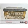 Image 4 : PEEK FREANS Biscuit Tin (Paper Label) (5"H x 9-1/2"W x 8-3/4"D)