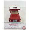 Image 9 : TONKA Jeep Wagoneer Camper Truck (Repainted) (5"H x 3-1/2"W x 9-1/2"D)