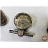 Image 8 : Vintage Tire Gauges (4) (Variety)