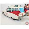 Image 5 : Kenner Toys : Ghost Busters ECTO-1 with 3 Action Figures (Plastic) (orig Box / box damage) (Box Meas