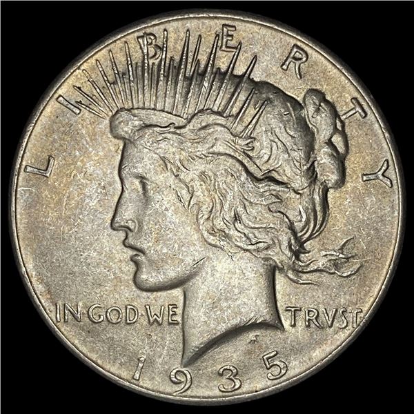 1935 Silver Peace Dollar CLOSELY UNCIRCULATED