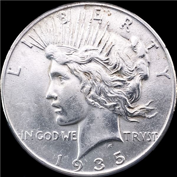 1935 Silver Peace Dollar CLOSELY UNCIRCULATED