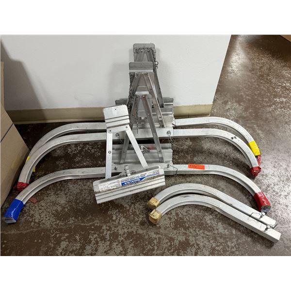 Qty 3 Quick Click AC78 Ladder Stabilizers