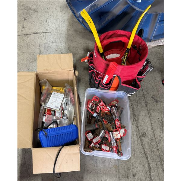 Multiple Milwaukee Sockets, Ratchets, Rino-Tuff Blades, etc