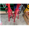 Image 5 : Qty 2 V-head Pipe Jack Stands