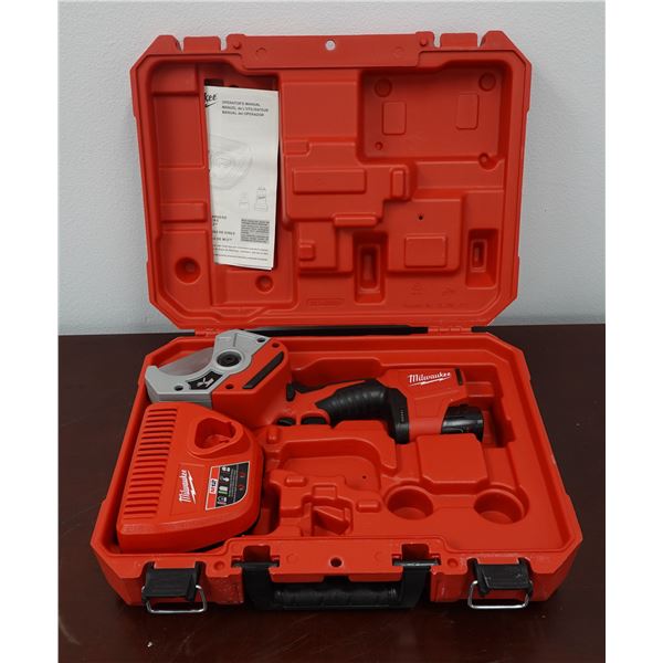 Milwaukee 2470-21 M12 Cordless PVC Plastic Pipe Shear Kit w/ Charger in Hard Case