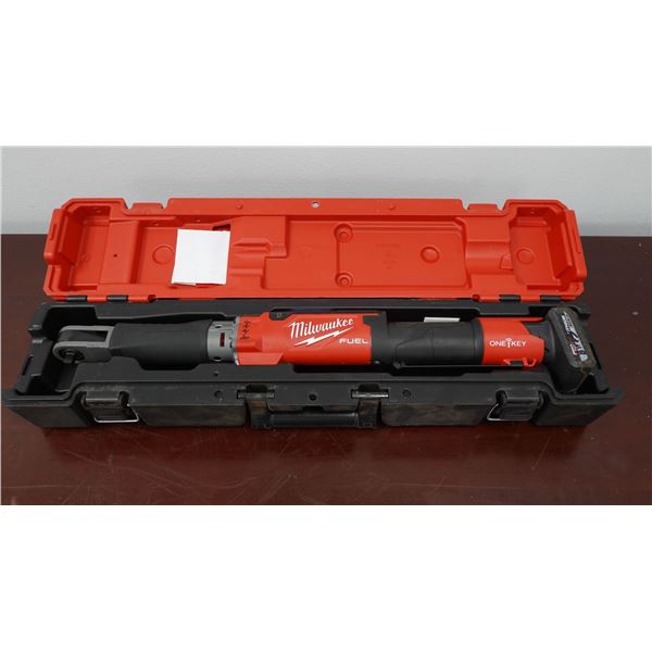 Milwaukee 2465-20 3/8" Digital Torque Wrench in Hard Case w/ M12 Charger
