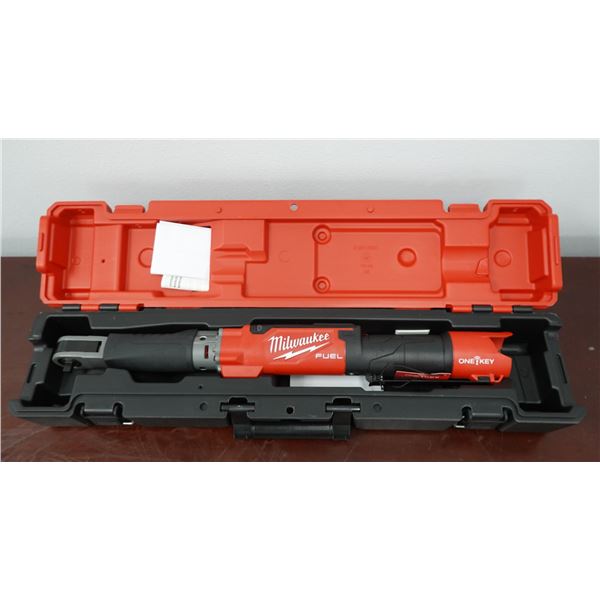 Milwaukee 2465-20 3/8" Digital Torque Wrench in Hard Case w/ M12 Charger