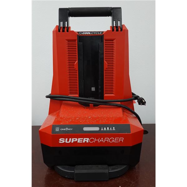 Milwaukee MXFSC Super Charger