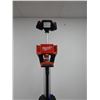 Image 10 : Milwaukee 2136-20 Rocket LED Tower Light/Charger
