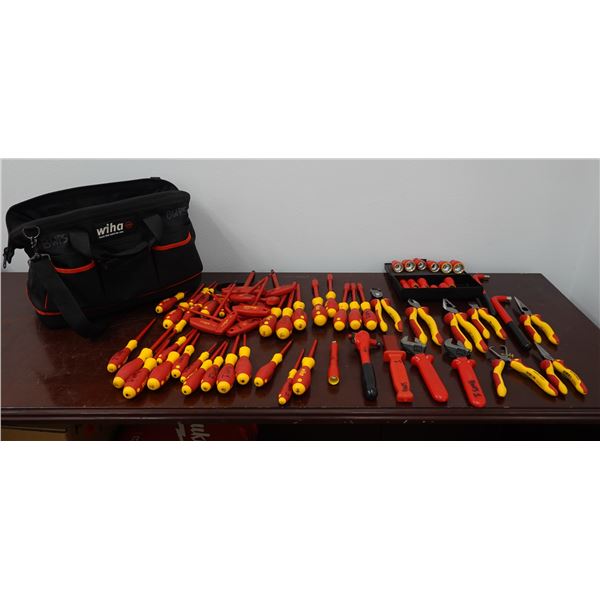 Wiha Master Electrician's Insulated Tool Kit: Screwdrivers & T-handle Drivers, Pliers, etc in Case