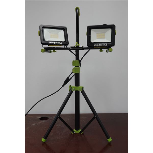 Power Smith 14kCw12 Dual Head Work Light w/ Tripod Stand