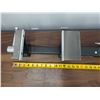 Image 8 : Hitch-Mount All-Terrain Vise 25"L